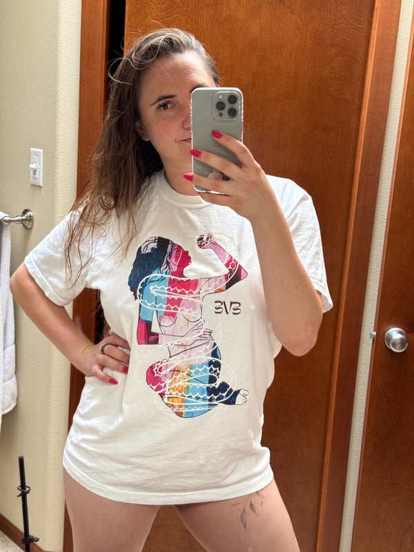 T-shirt «Kiss of the Serpent (Eve)» worn