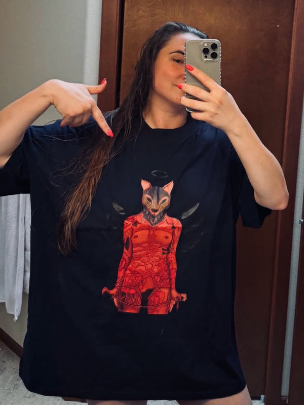 T-shirt «Mafdet» worn